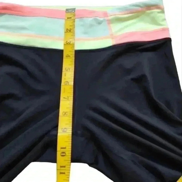Lululemon Run: Inspire Crop II Black / Quilt Vintage Neon Black Green Pink Women - Picture 14 of 15
